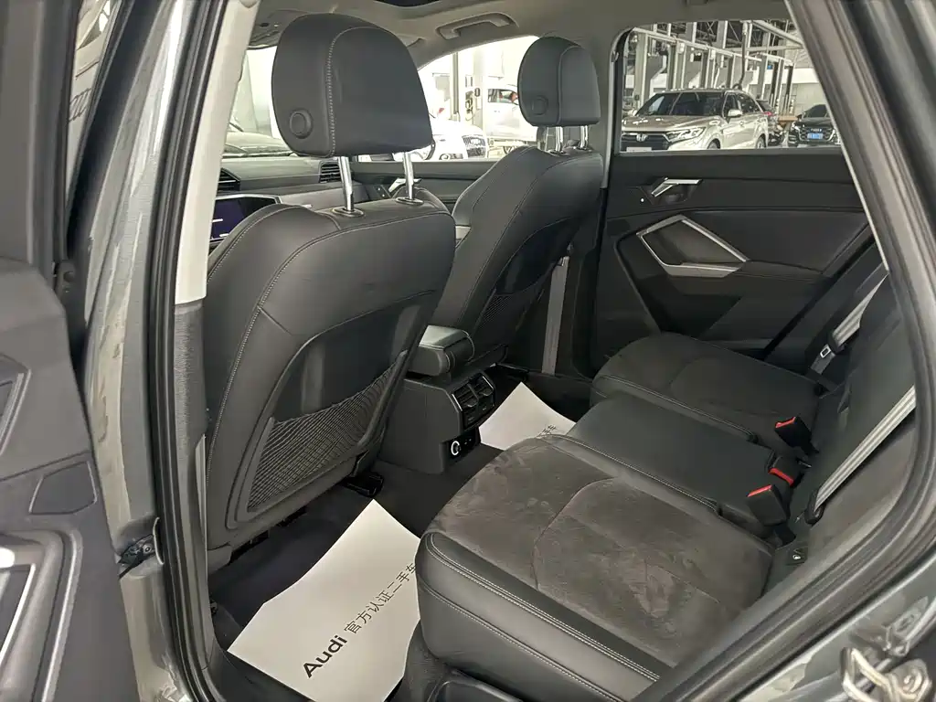 Audi Q3 — миниатюра 6