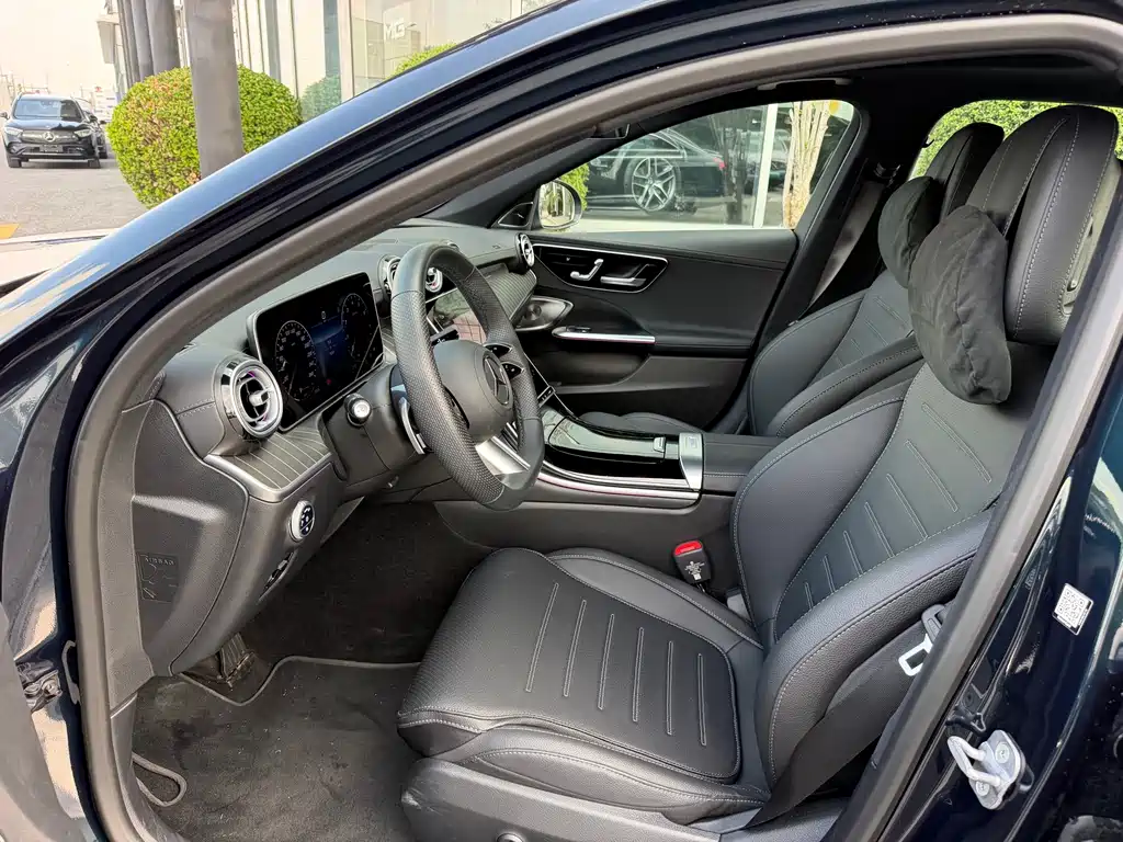 Mercedes-Benz C-Class — миниатюра 17
