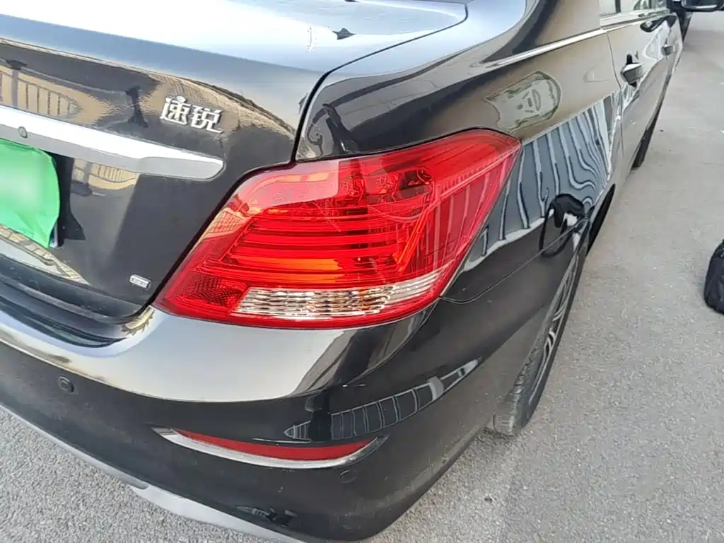 BYD Surui — миниатюра 8