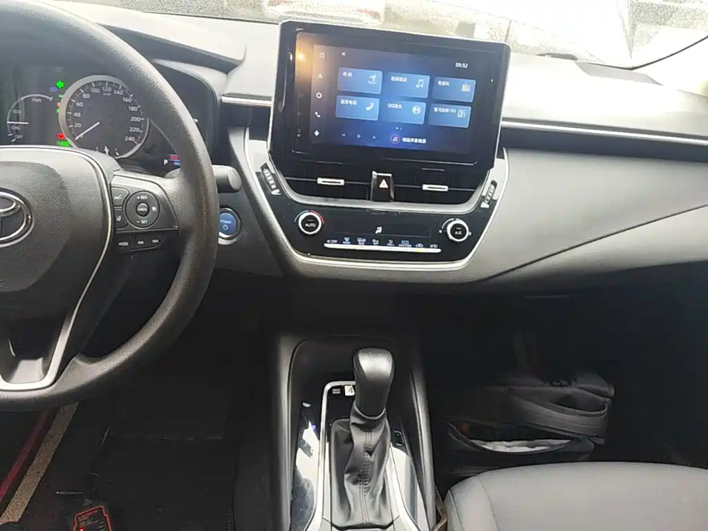 Toyota Corolla — миниатюра 13