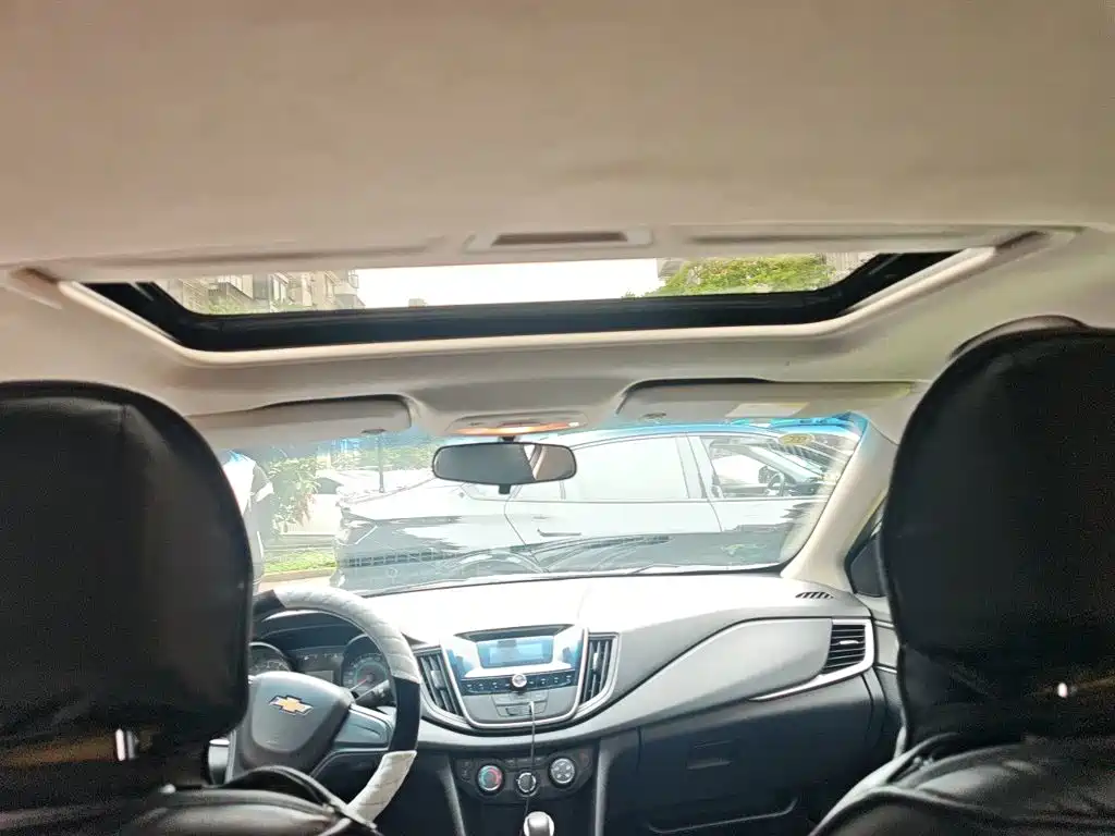 Chevrolet Cavalier — миниатюра 9