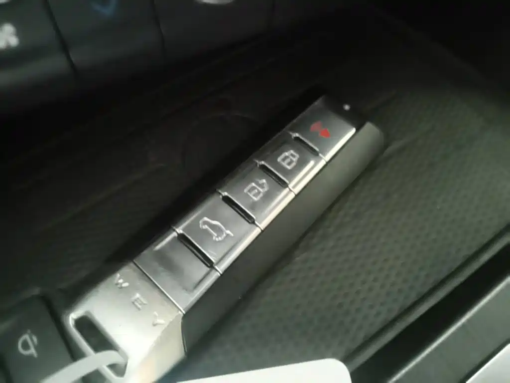 Wey Wey VV6 — миниатюра 9