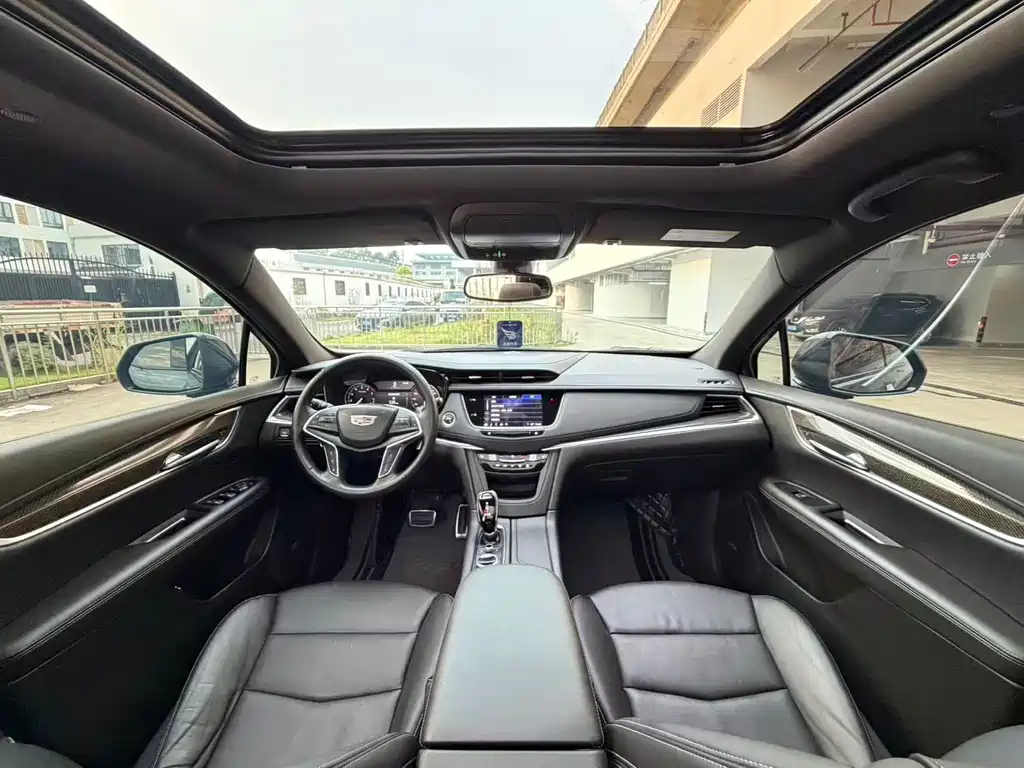 Cadillac XT5 — миниатюра 6