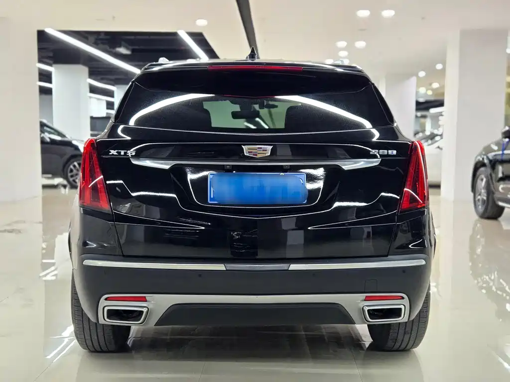 Cadillac XT5 — миниатюра 4