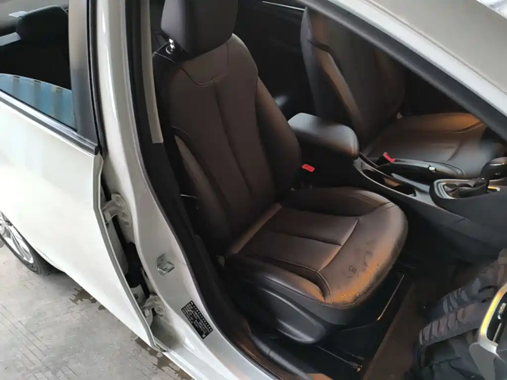 Buick Excelle — миниатюра 25