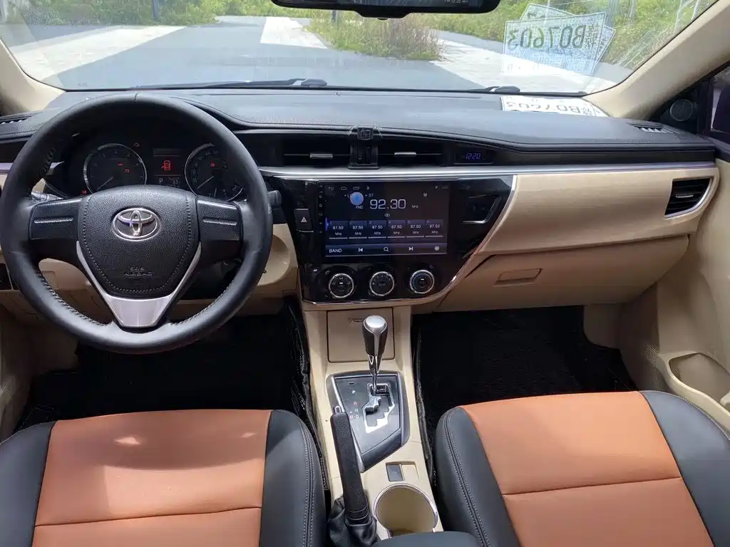 Toyota Corolla — миниатюра 6