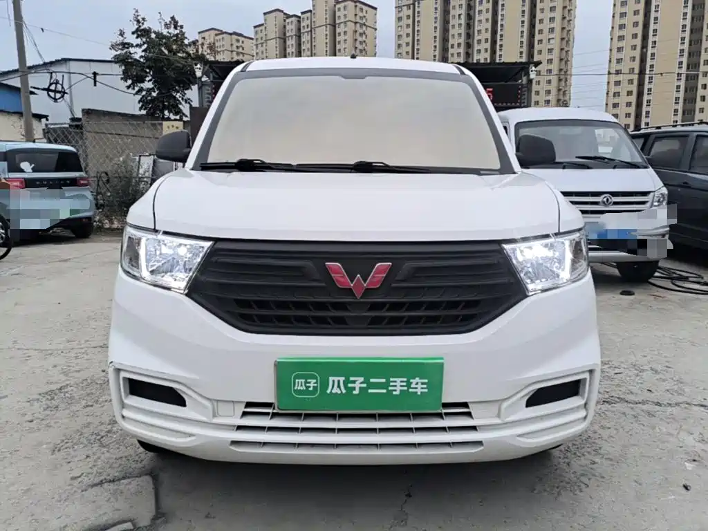Wuling Hongguang V — миниатюра 3