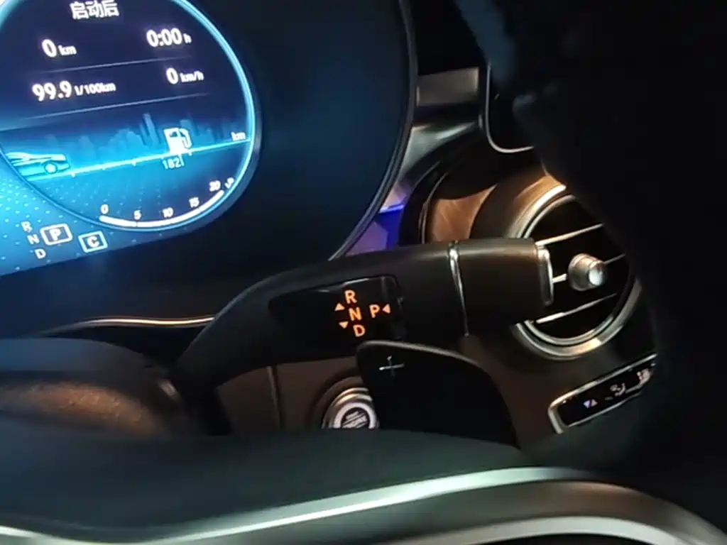 Mercedes-Benz GLC — миниатюра 14