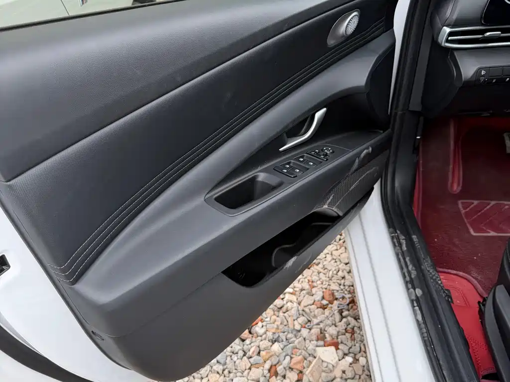 Hyundai Elantra 2026 1.5L CVT GLS Lead