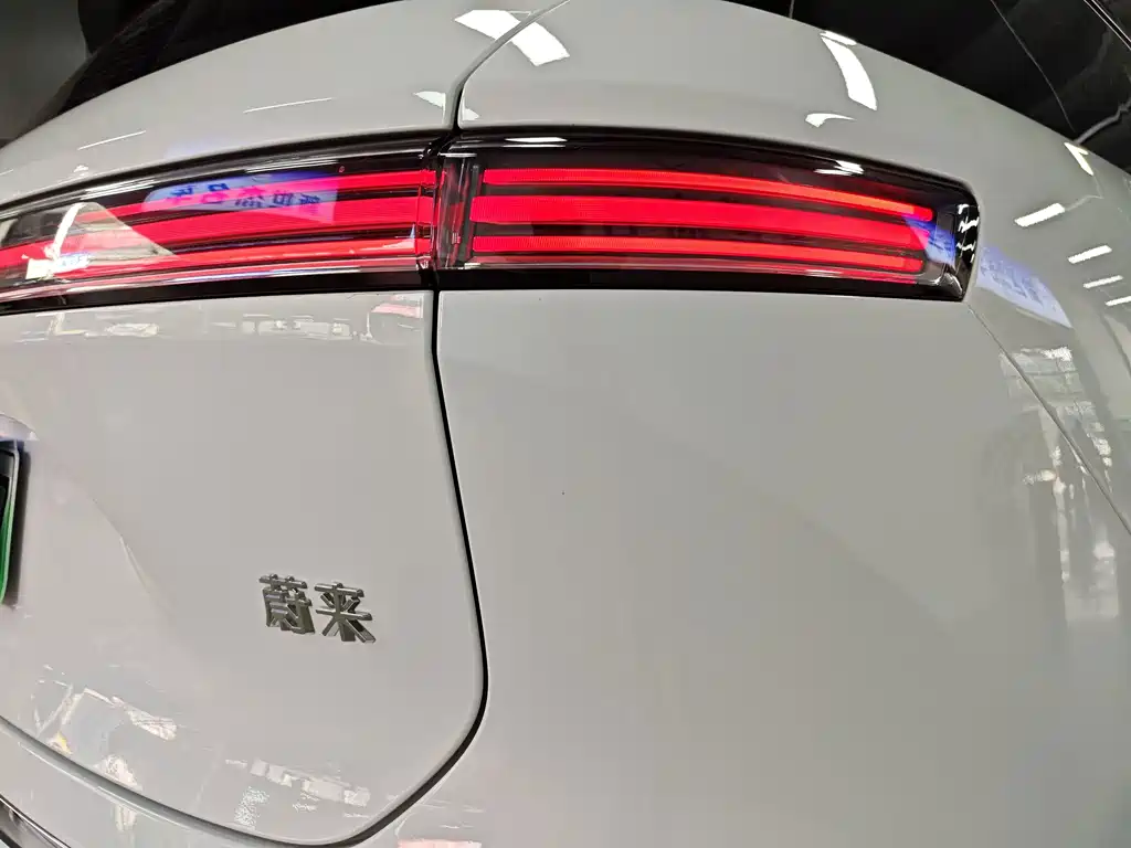 NIO ES8 — миниатюра 13
