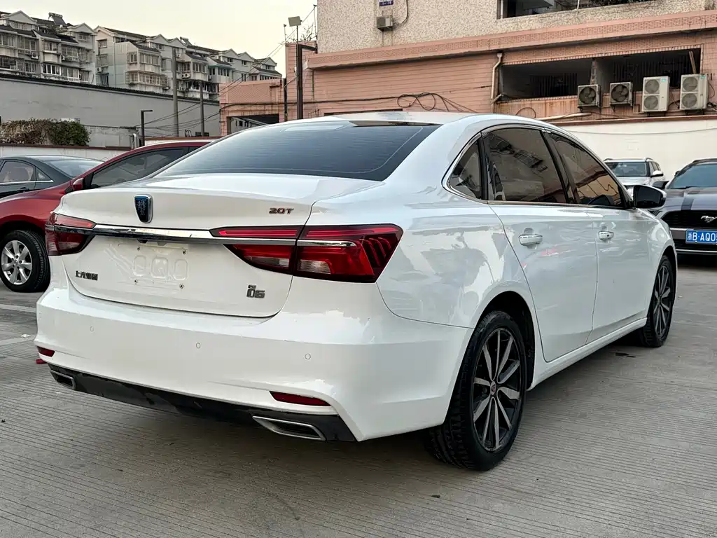 ROEWE I6
