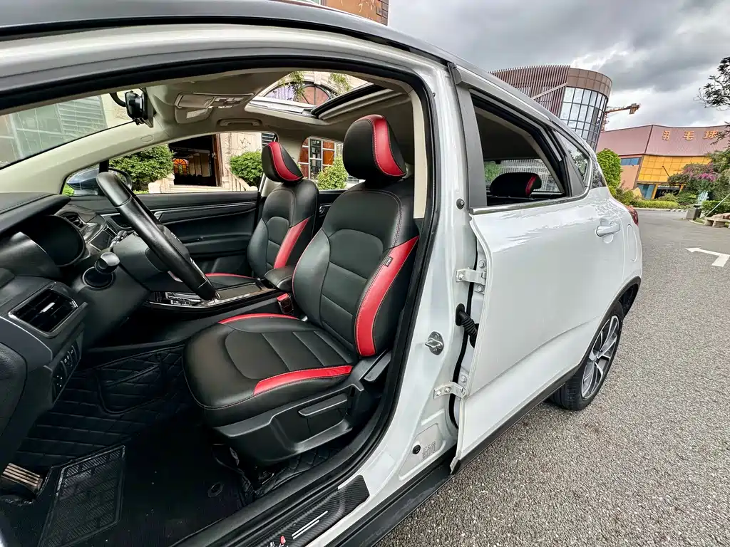 GEELY AUTOMOBILE EMGRAND GS