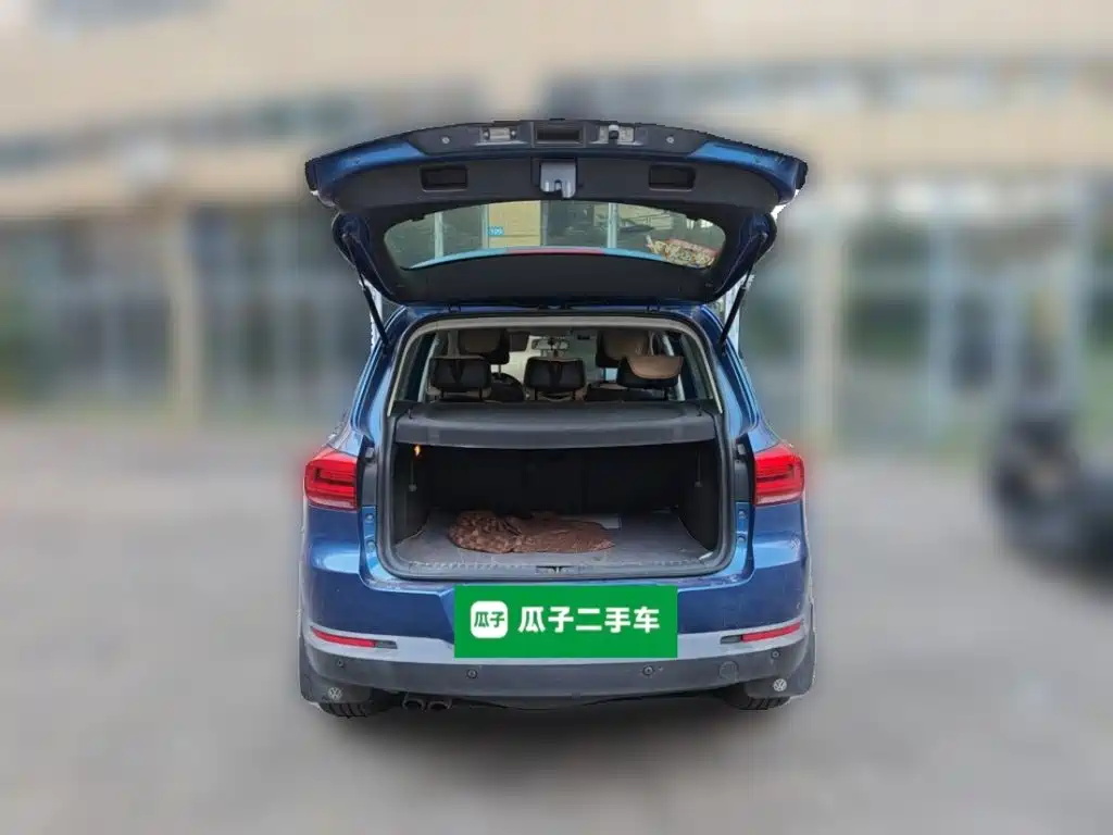 Volkswagen Tiguan — миниатюра 10