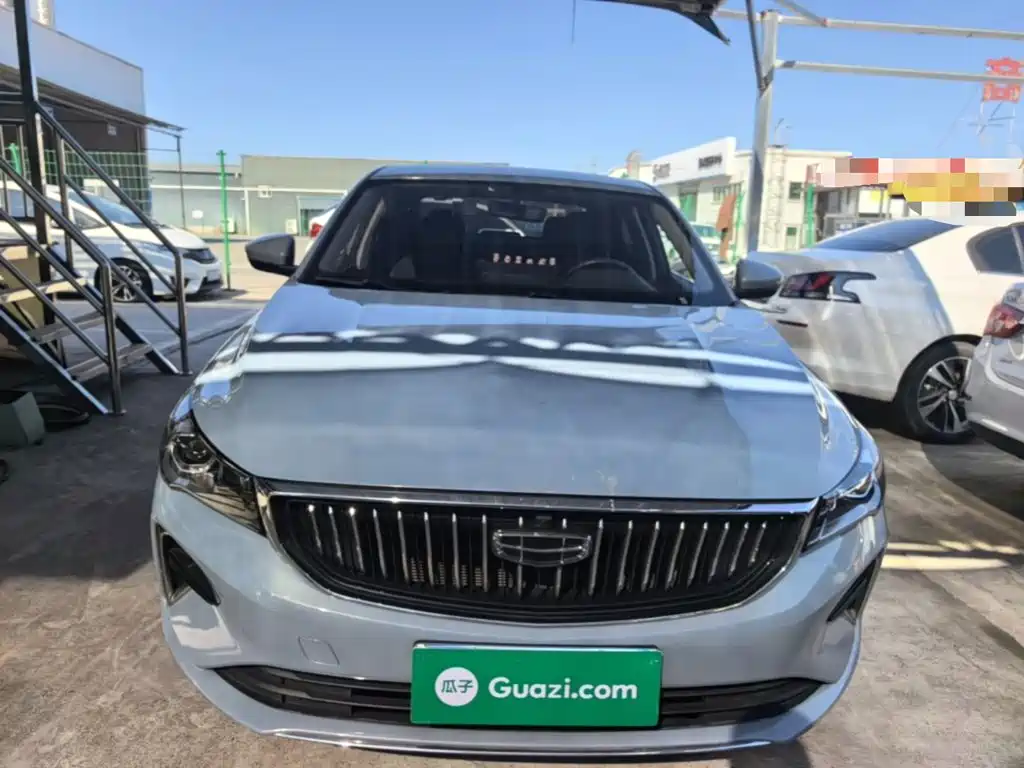 Geely Emgrand — миниатюра 3