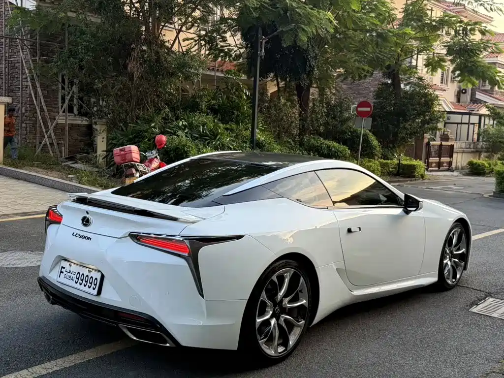 Lexus LC — миниатюра 4