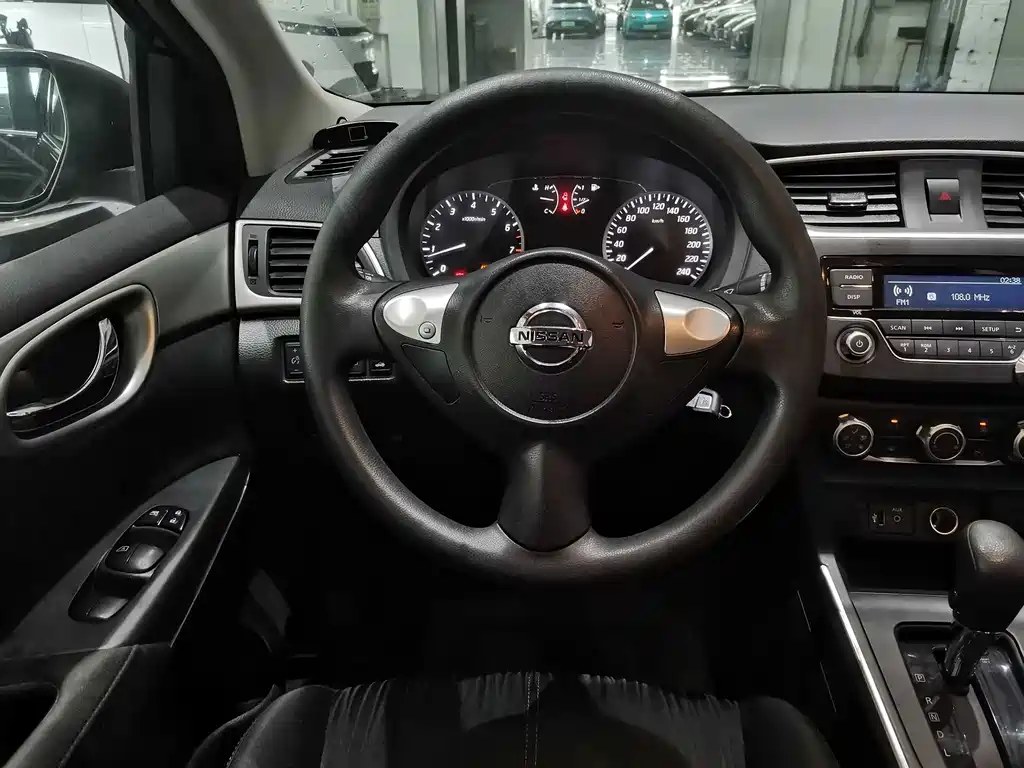 Nissan Sylphy — миниатюра 9