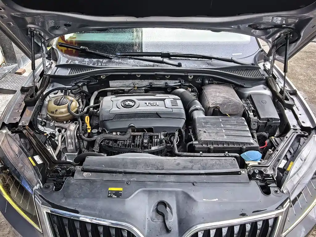 Skoda Superb — миниатюра 17