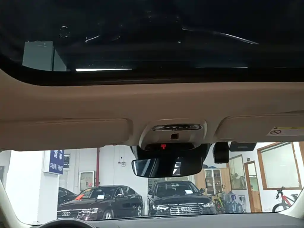 Volvo S90 — миниатюра 18