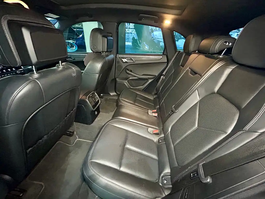 Porsche Macan — миниатюра 23