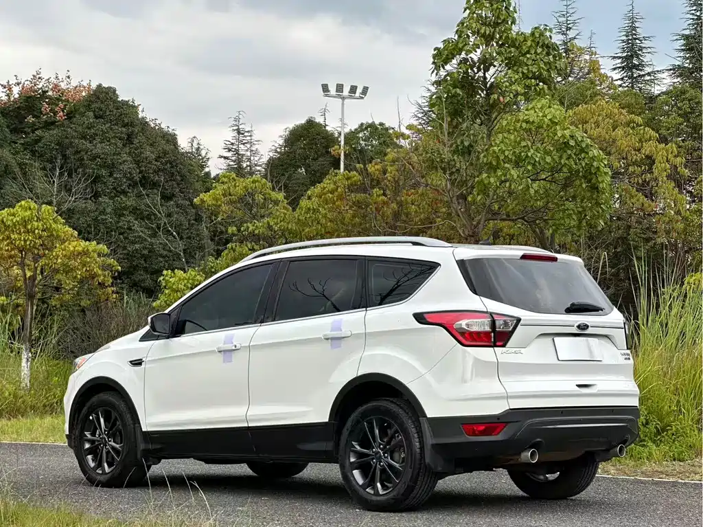 Ford Kuga — миниатюра 4