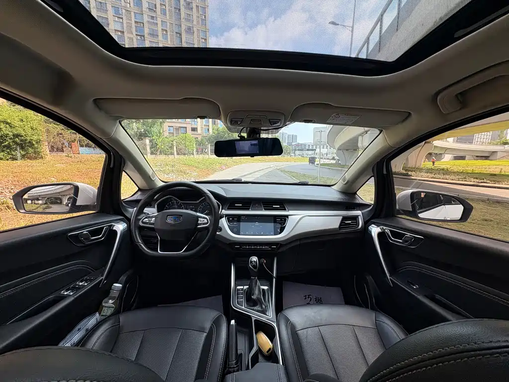 Geely Vision X3 — миниатюра 15