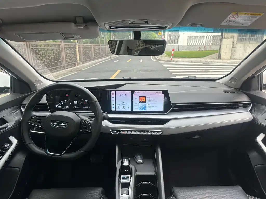 Geely Binrui — миниатюра 11