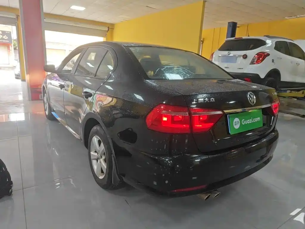 Volkswagen Lavida — миниатюра 5