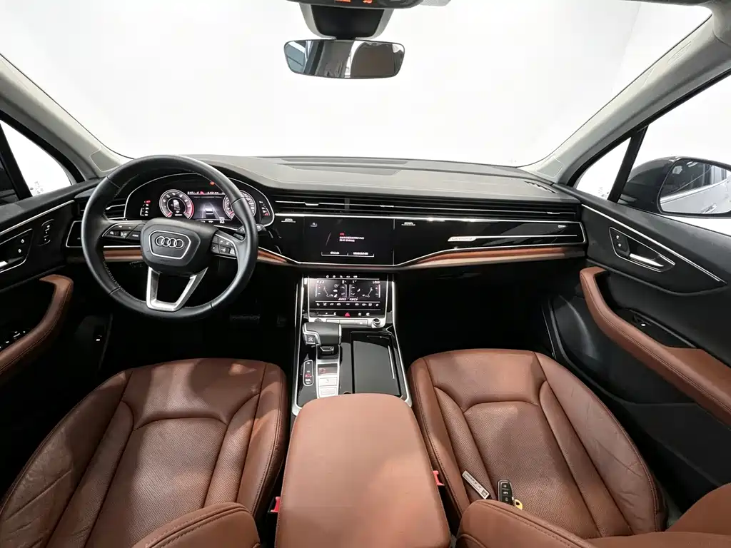 Audi Q7 — миниатюра 9