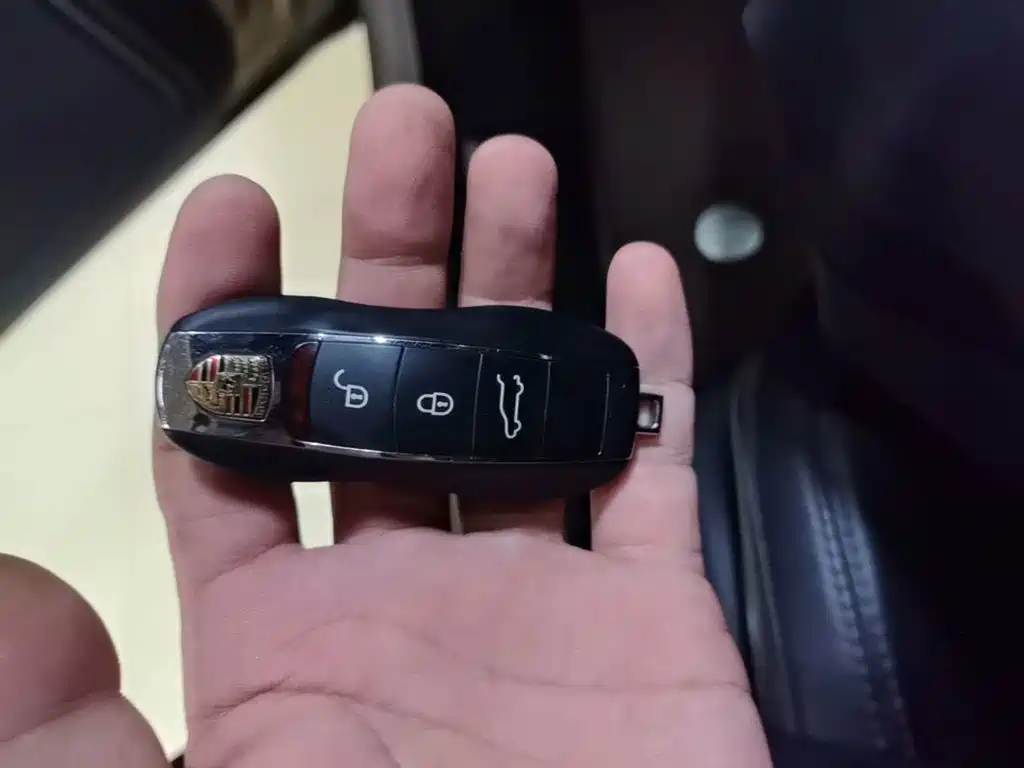 Porsche Macan — миниатюра 9