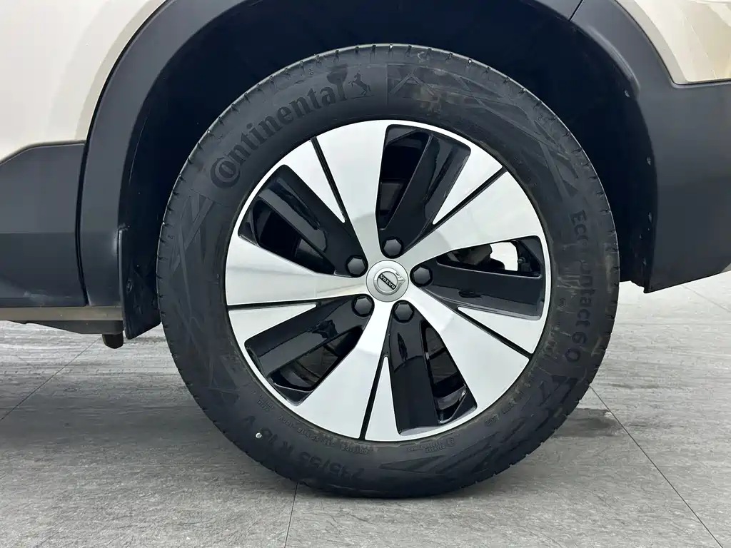 Volvo XC40 — фотографии объявления, Фото 11