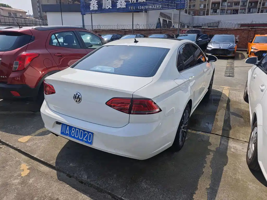 Volkswagen Lamando — миниатюра 16