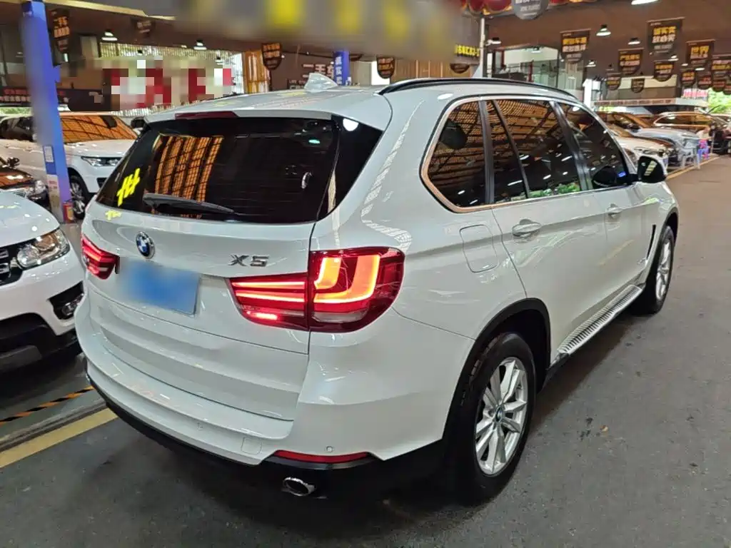 BMW X5 (Import) — миниатюра 7