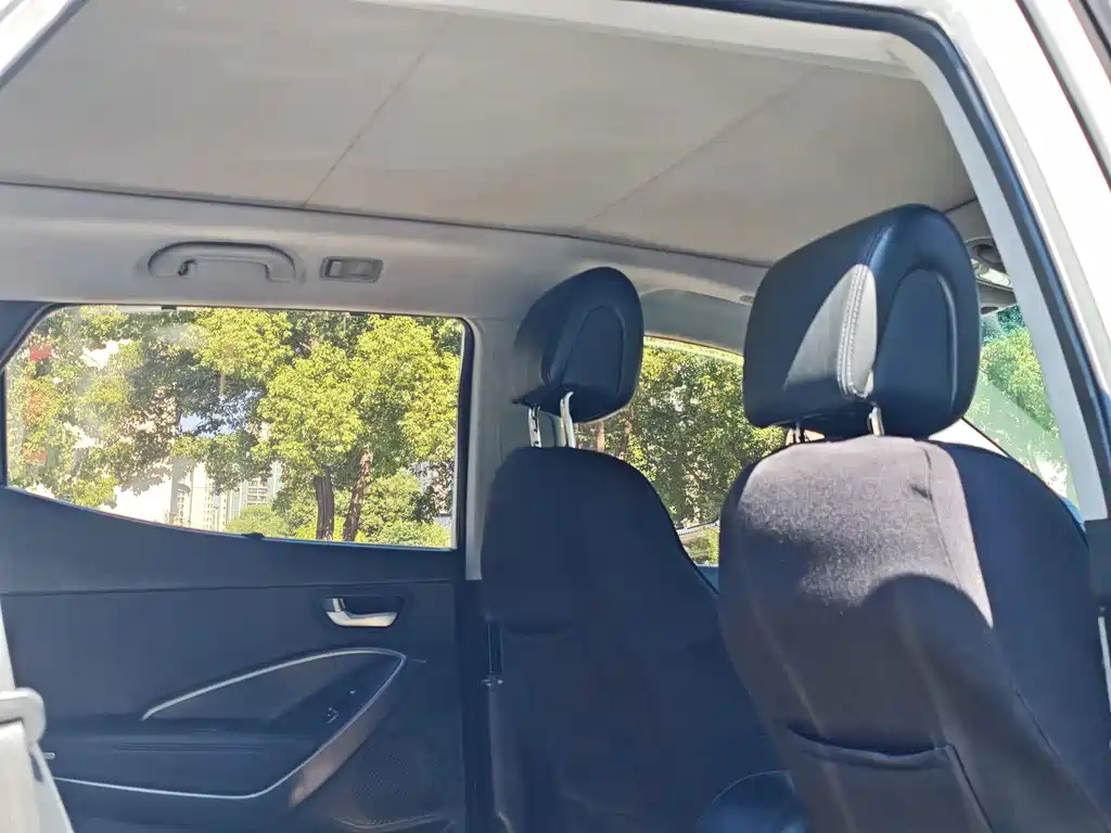 Hyundai Santa Fe — миниатюра 20