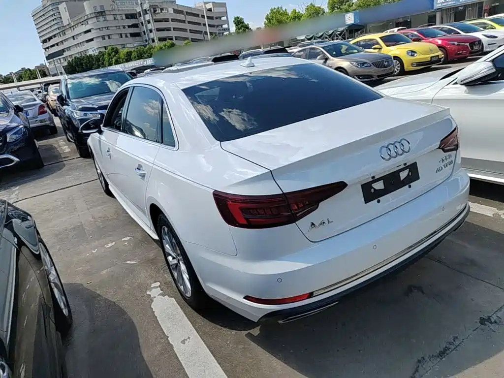 Audi A4L — миниатюра 5