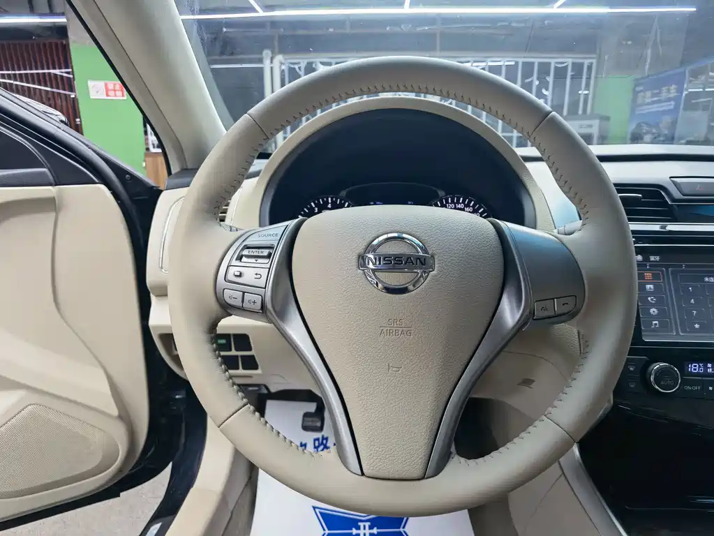 Nissan Teana — миниатюра 10