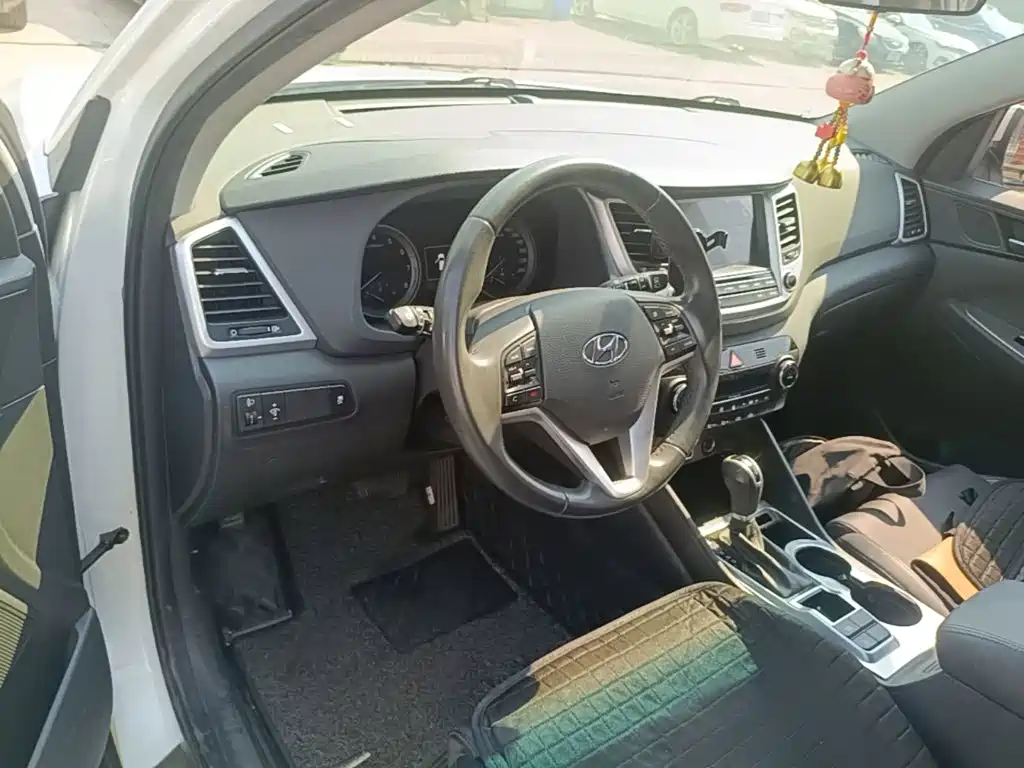 Hyundai Tucson — миниатюра 10