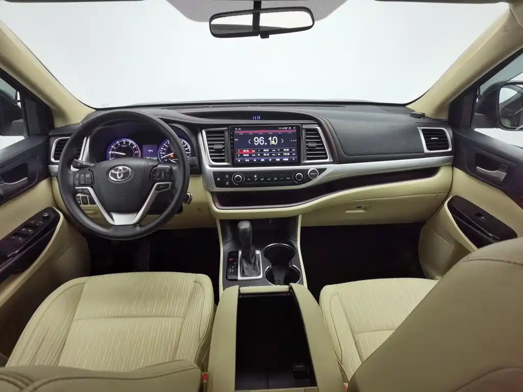 Toyota Highlander — миниатюра 5