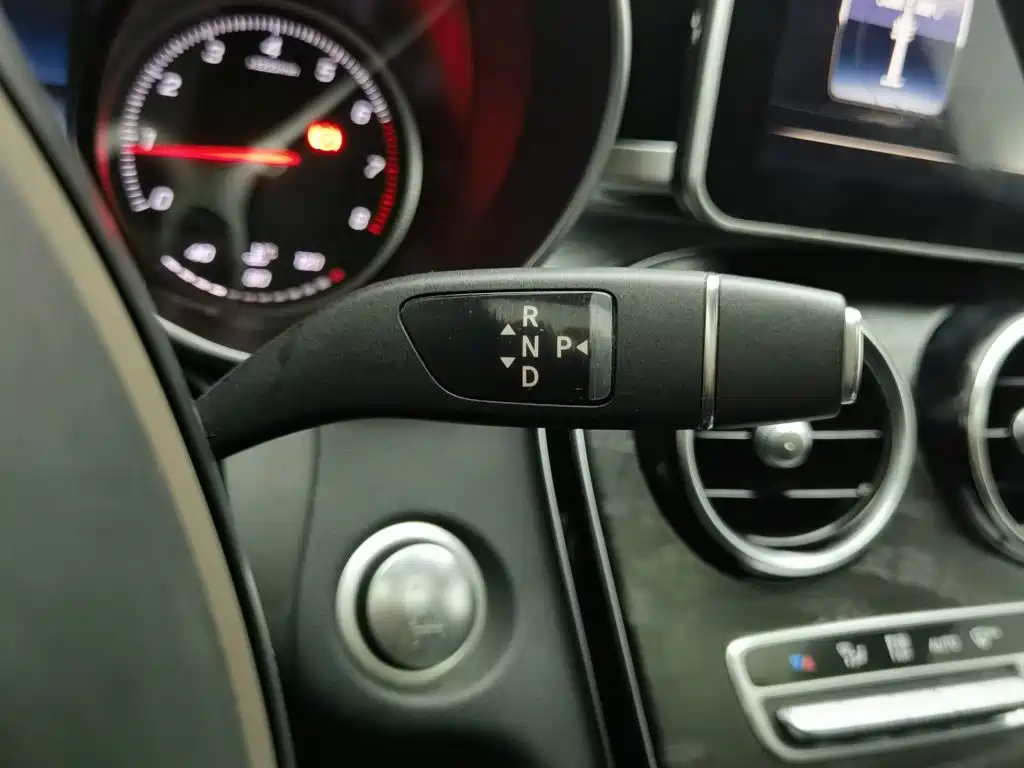 Mercedes-Benz C-Class — миниатюра 13
