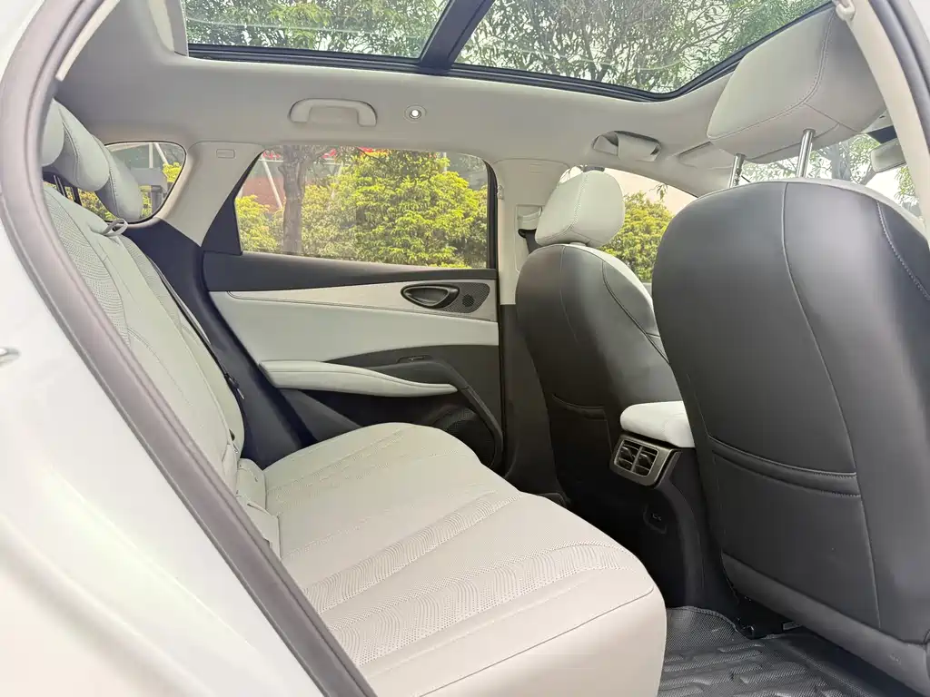 BYD Seal 06 DM-i Touring — миниатюра 9