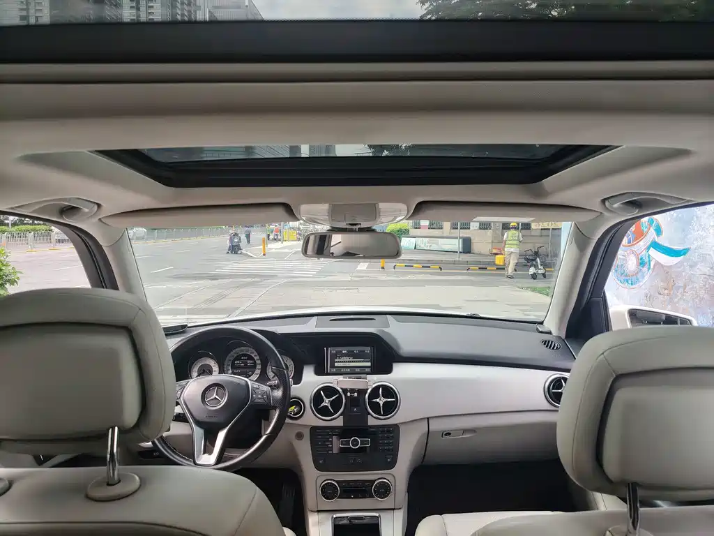 Mercedes-Benz GLK-Class — миниатюра 12