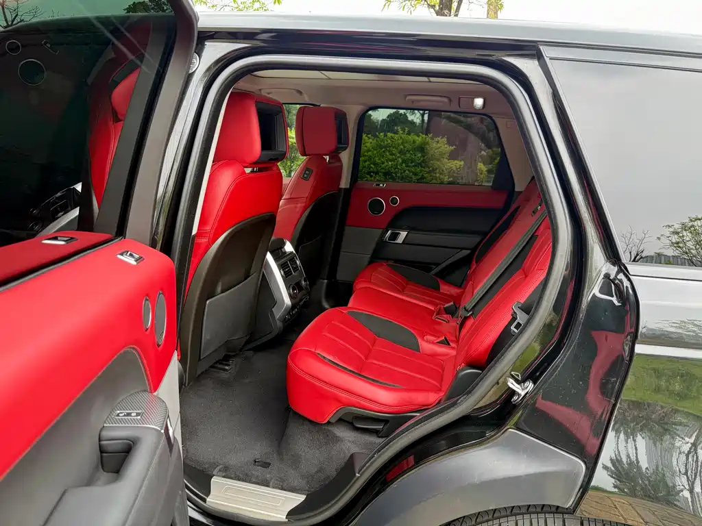 Land Rover Range Rover Sport 2019 3.0 L6 HSE DYNAMIC
