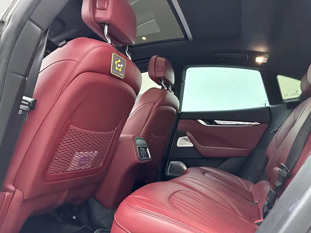 Maserati Levante — миниатюра 15