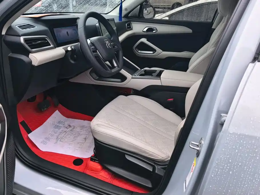 BYD Yuan UP — миниатюра 9