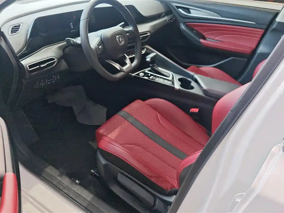 Changan Eado 2021 PLUS NE 1.4T GDI DCT Luxury