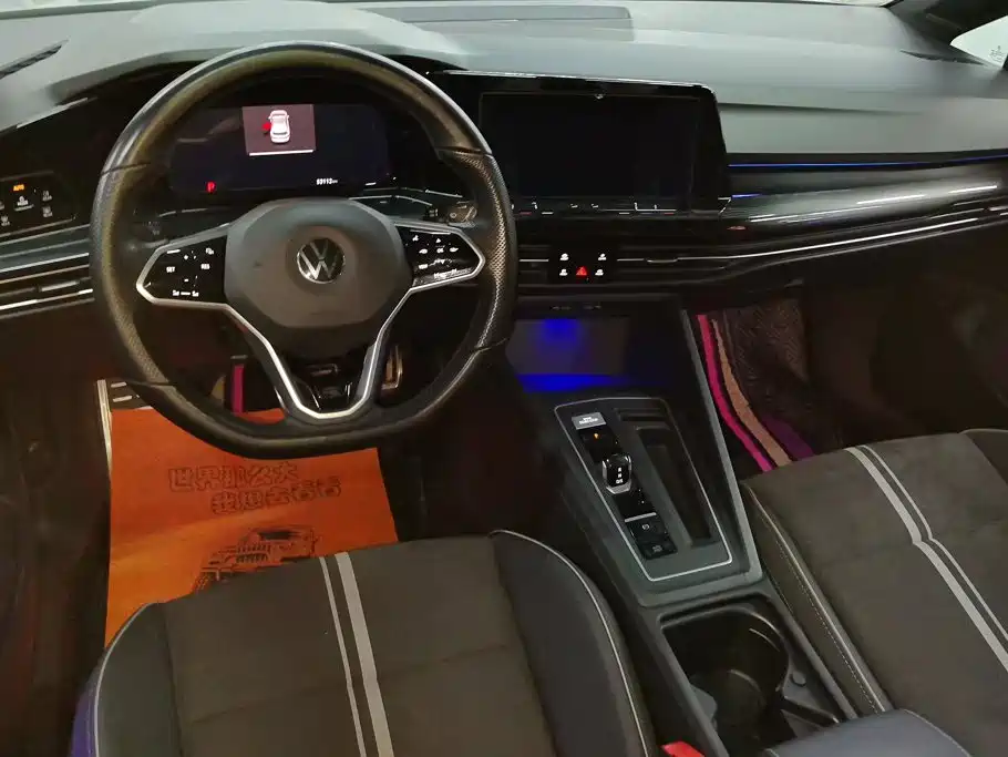 Volkswagen Golf — миниатюра 12