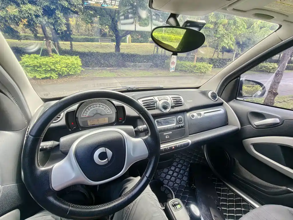 smart Smart Fortwo — миниатюра 23