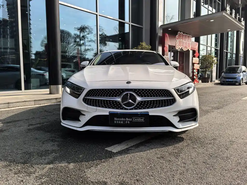MERCEDES-BENZ CLS