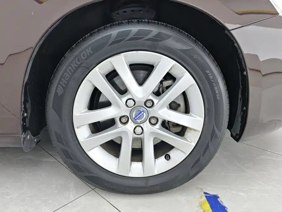 Volvo S60 — миниатюра 6