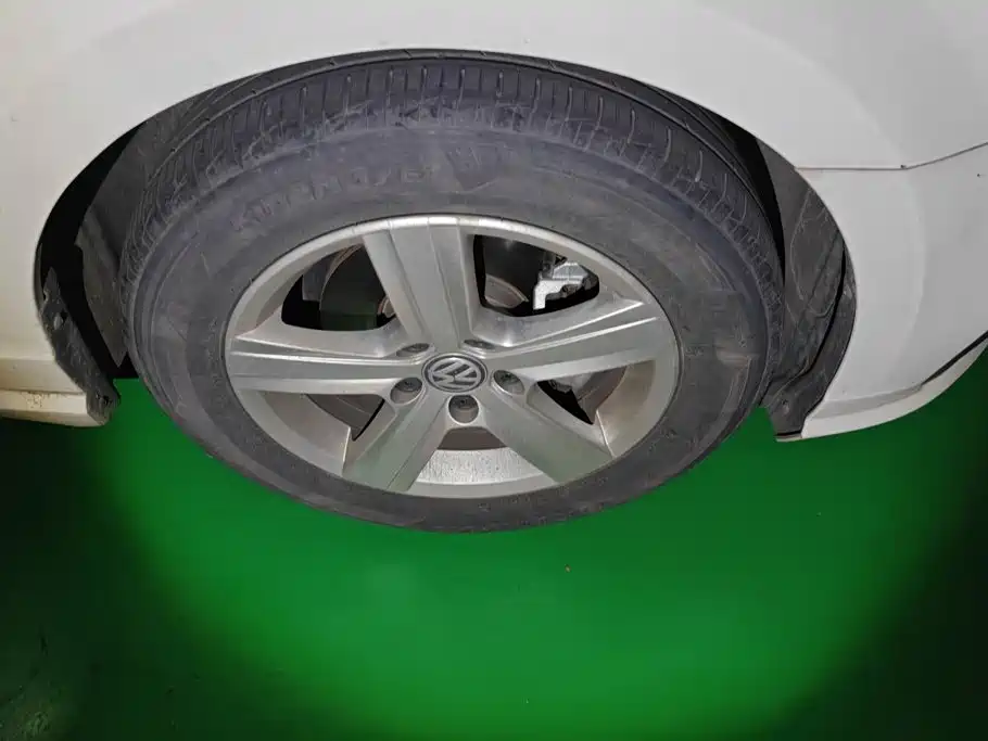 Volkswagen Lamando — миниатюра 6