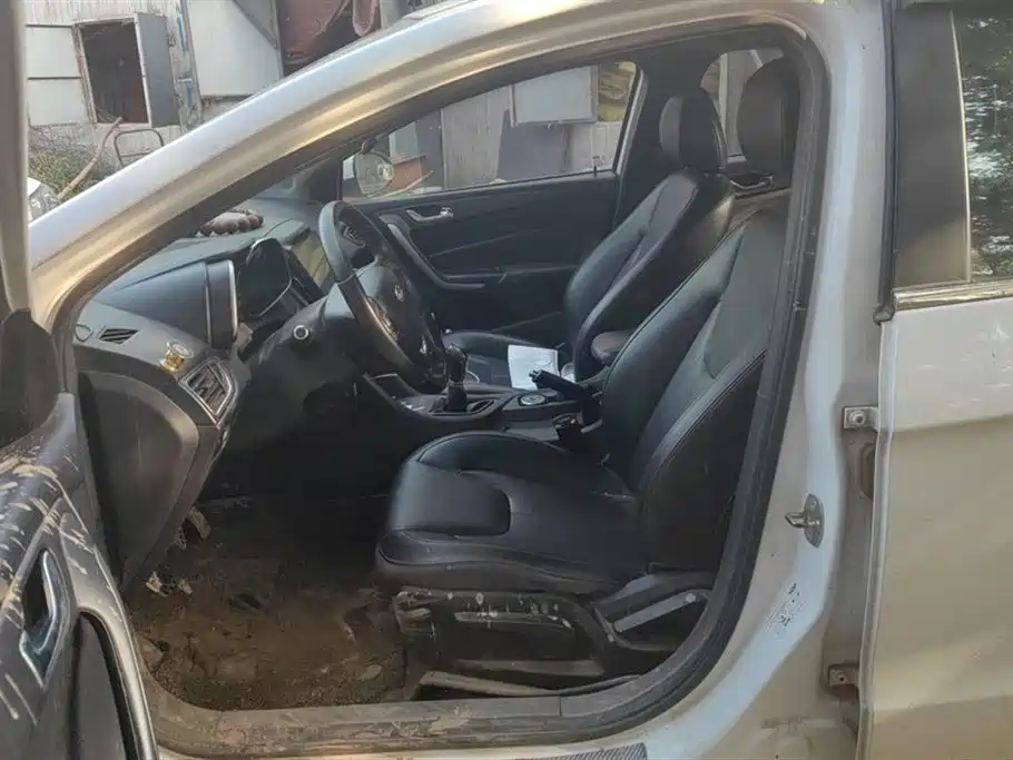 Chery Arrizo 5 5 2016 1.5L MT